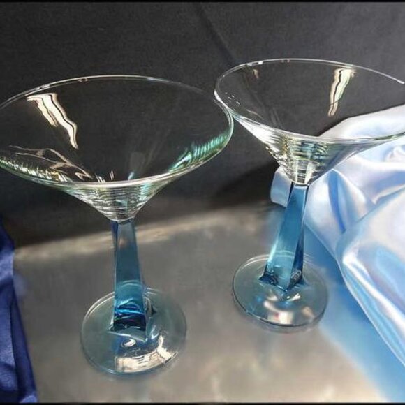 FrenchRetro Vintage Modern Martini Cocktail Glasses LG w Twisted Blue Stems Pair - Picture 3 of 5